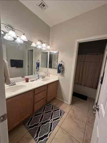 Spacious room Ready for Move-in