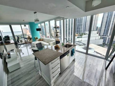 Amazing corner unit on the water