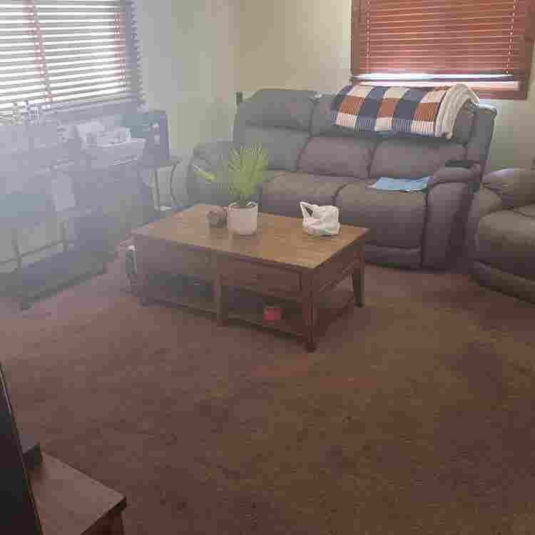 Looking for Roommate