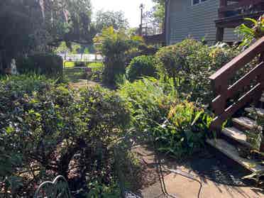 Private bed/bath/kitchen/entry