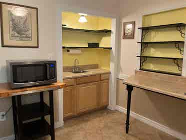 Private bed/bath/kitchen/entry