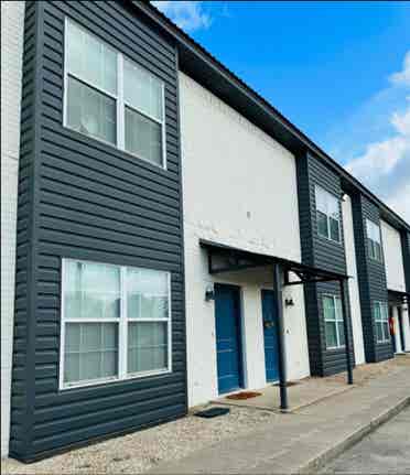 2 bedroom t
ownhome