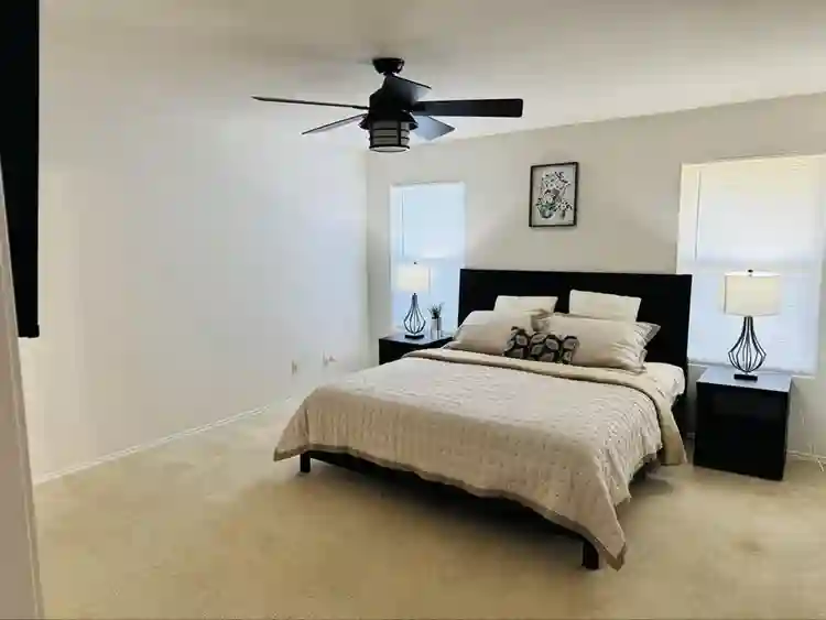 Fully Furnished/All bills paid