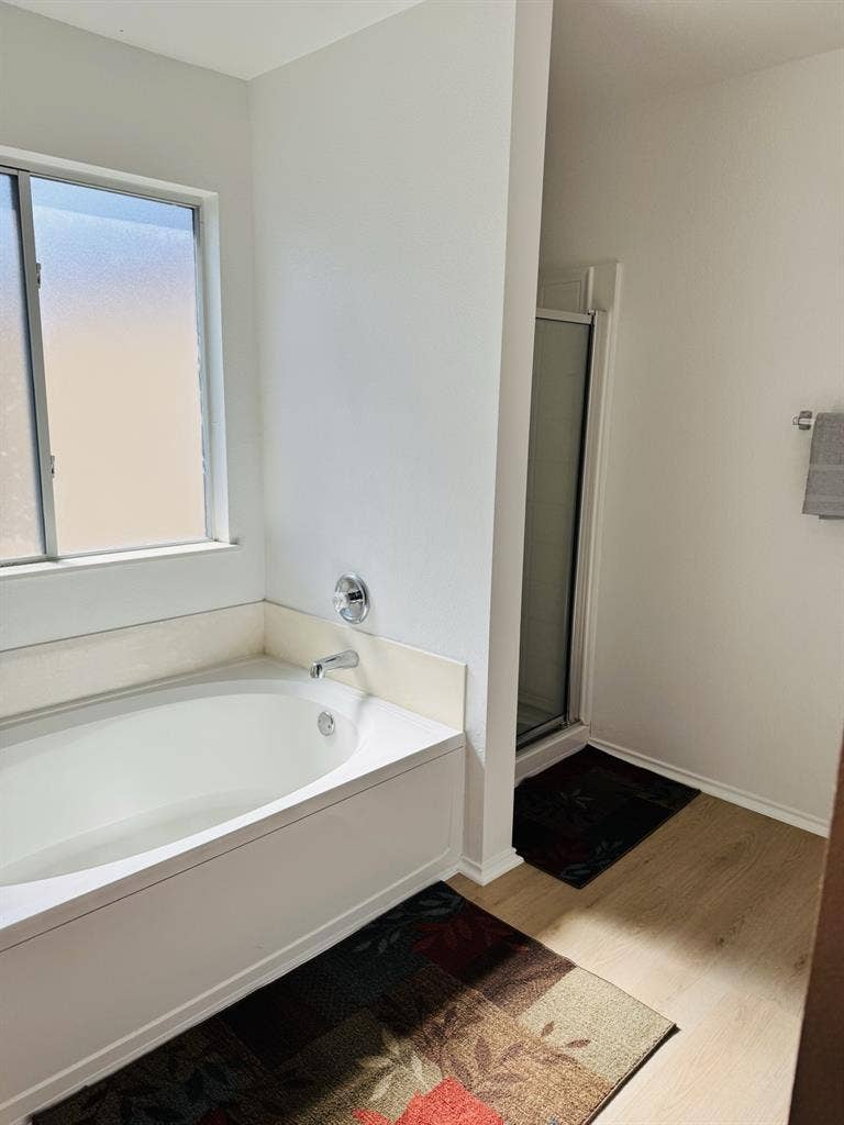 Fully Furnished/All bills paid