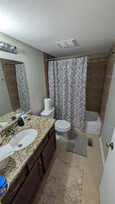 Private Bed/Bath In B Condo
