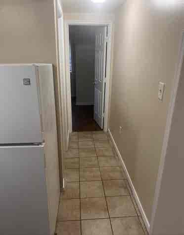 Basement Apartment -Bath