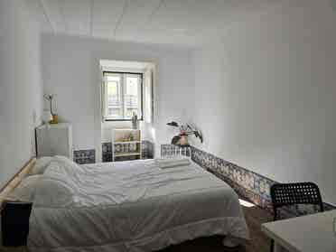 Roommate-Artistic House in Lisbon🌻
