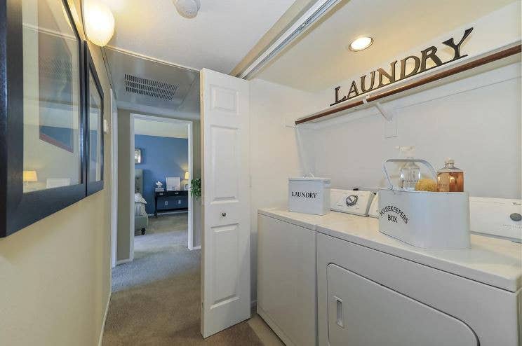 Nice room in a High-End Home.....