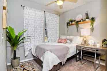 Available Sublease Shared Room $