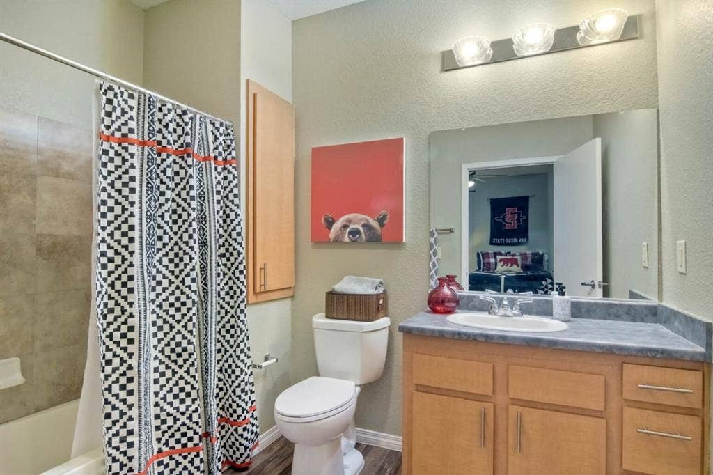 Available Sublease Shared Room $