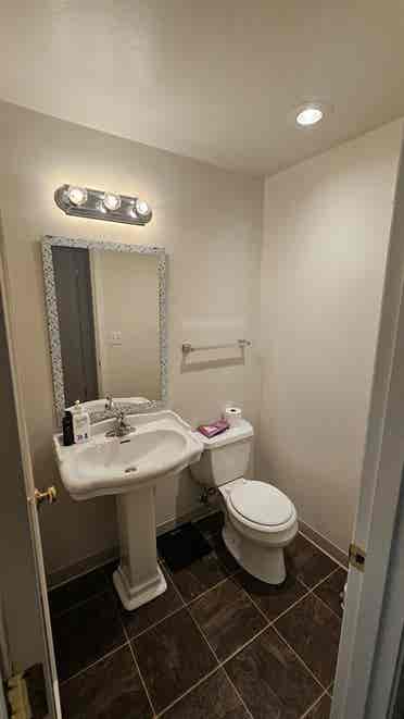 lynnwood 2 bed room