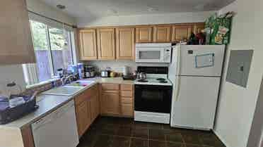 lynnwood 2 bed room