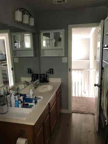 Comfortable Room w/ Utilities Paid