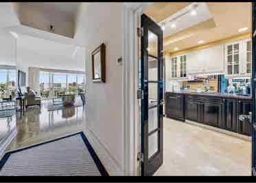 Hollywood Regency stunning views