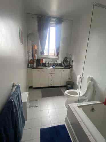PRIVATE ROOM FOR RENT