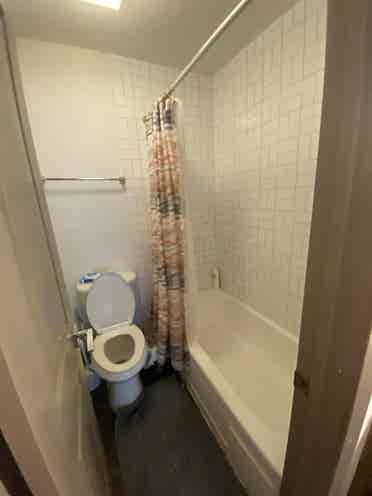 Austin 
Private Room for Rent