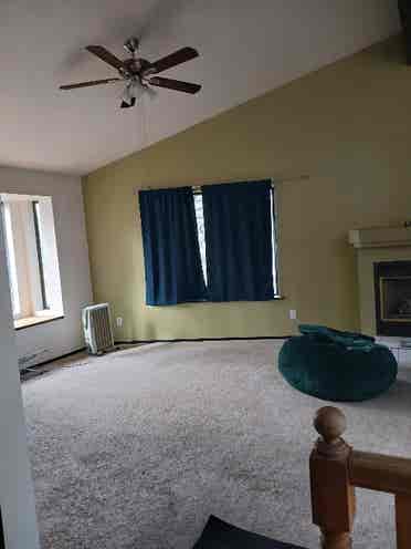 Room for rent!
