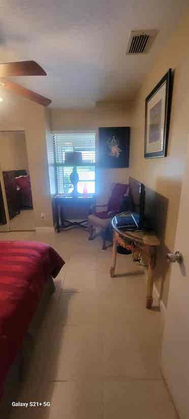 Townhome next to jupiter golfcourse