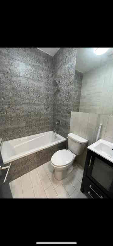 Looking for a roommate in Bushwick