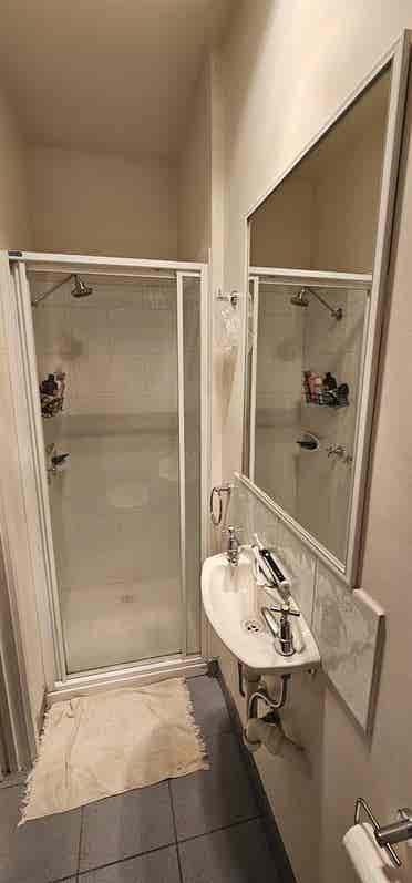 Affordable Room in Eaglemont