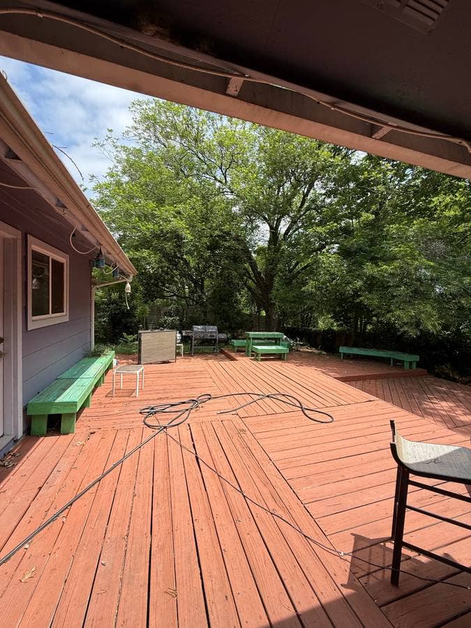 Looking for 4th roommate