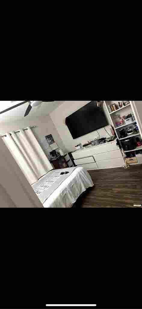 Room for rent!!