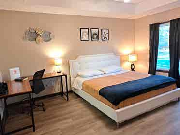 Master Suite, Private Bath +Desk #1