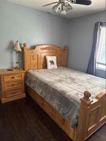 Furnished room  utilities inc