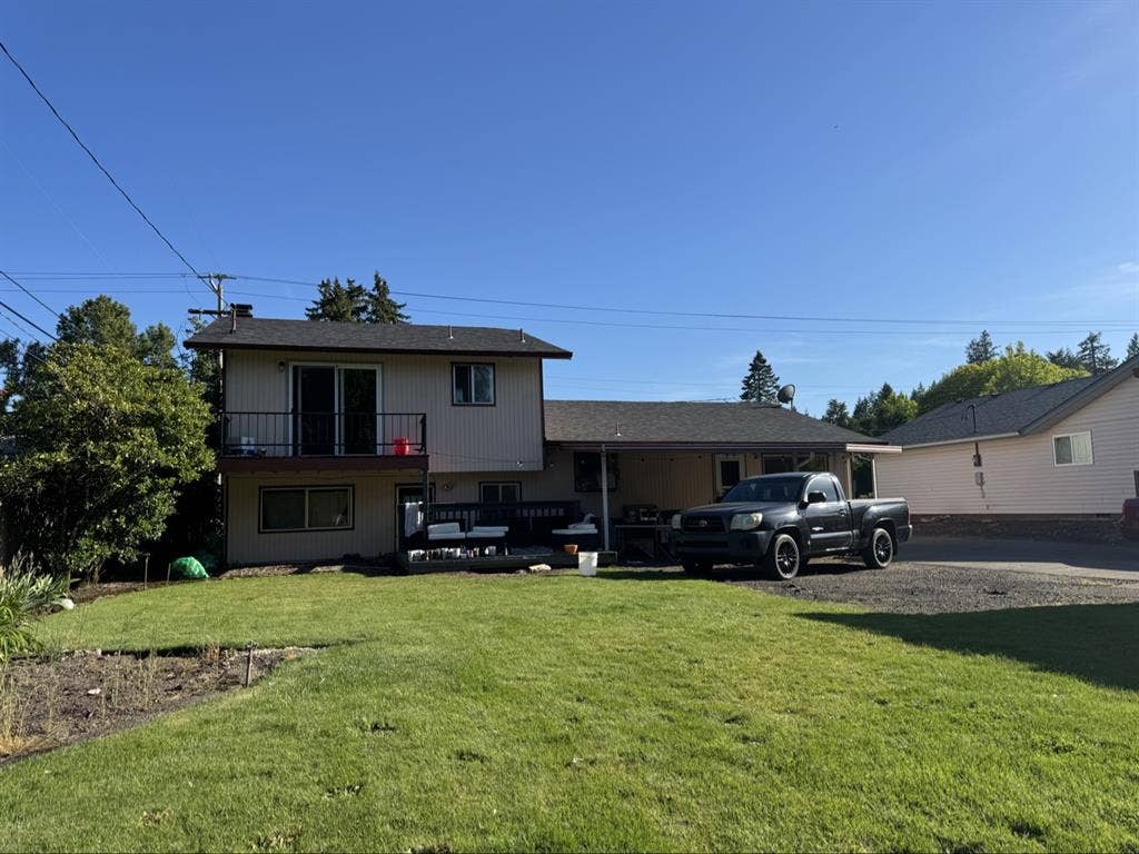 Large house in need of a roommate!