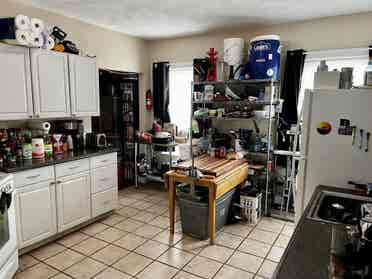 LISTING FOR JUNE MOVE IN
