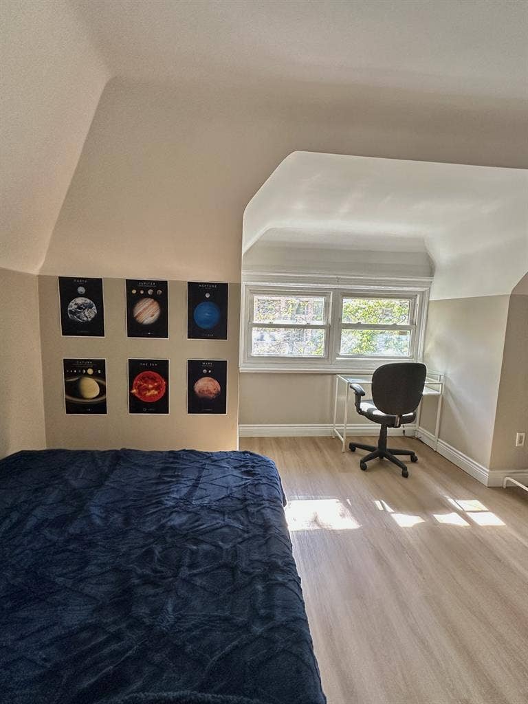 Furnished private room in Downtown