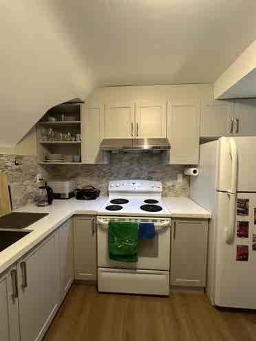 Furnished private room in Downtown