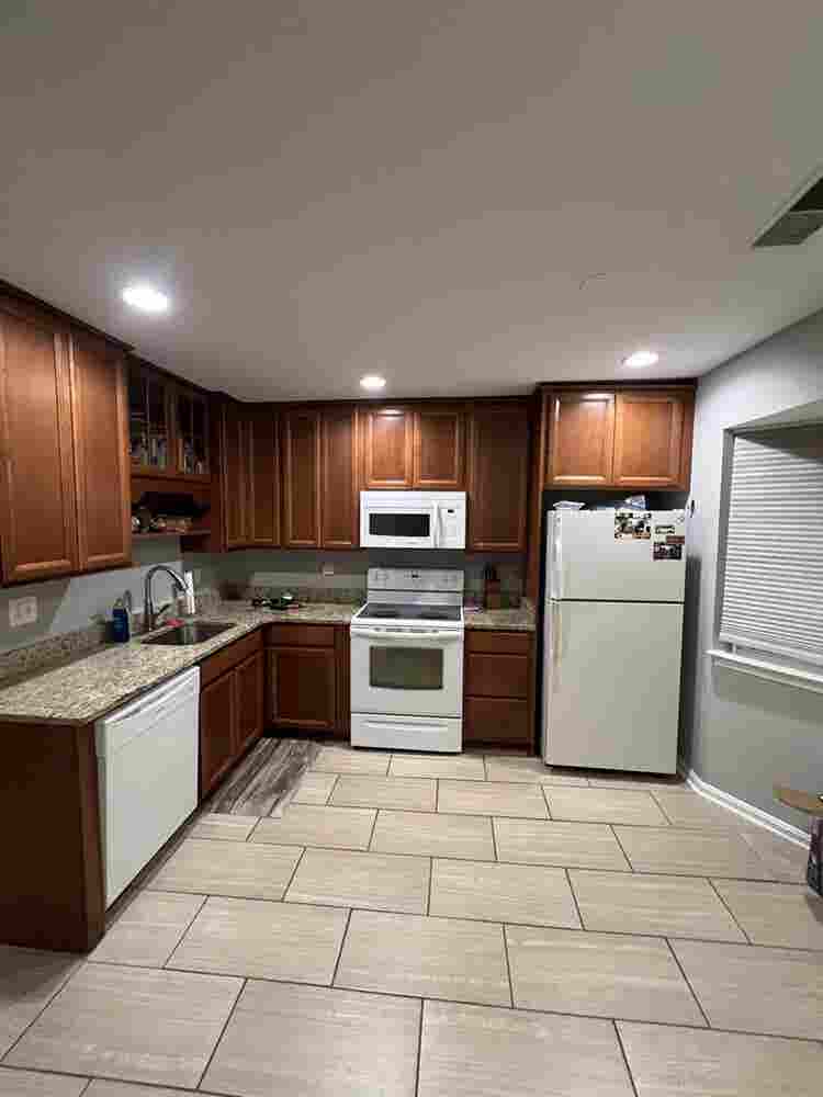 Looking for Roomate in Crofton Md