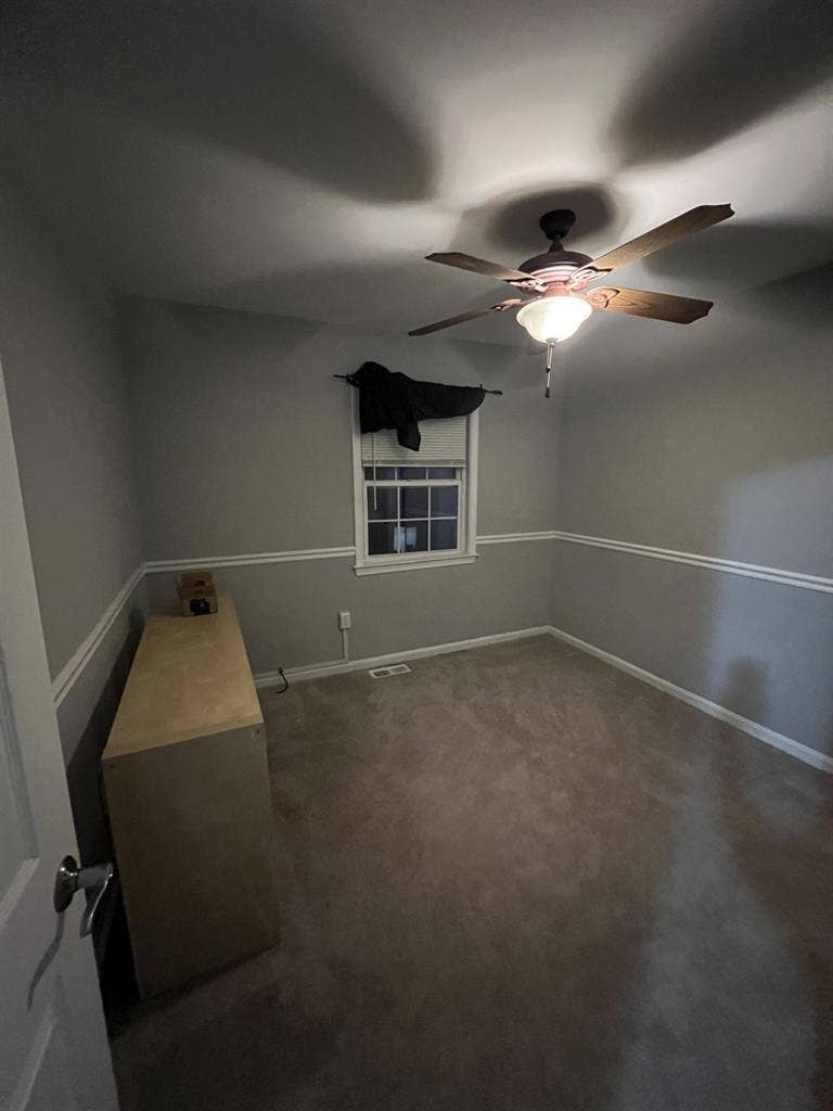 Looking for Roomate in Crofton Md