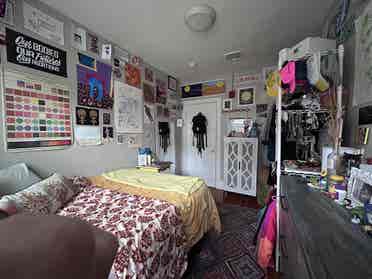 Cheap room for rent