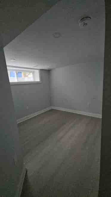Looking for Housemates