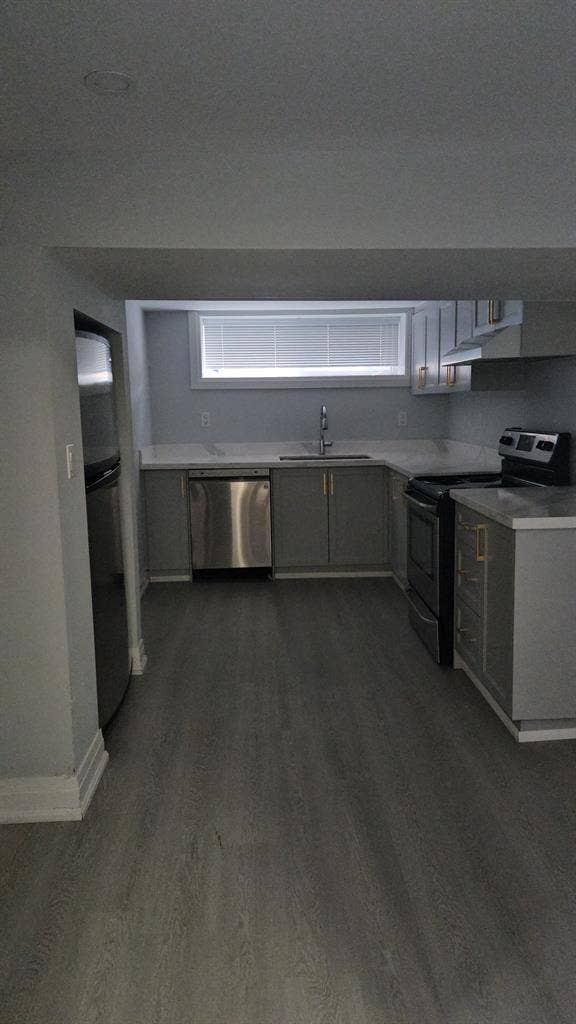 Looking for Housemates
