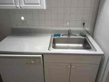 Summer Apt in Alexandria!