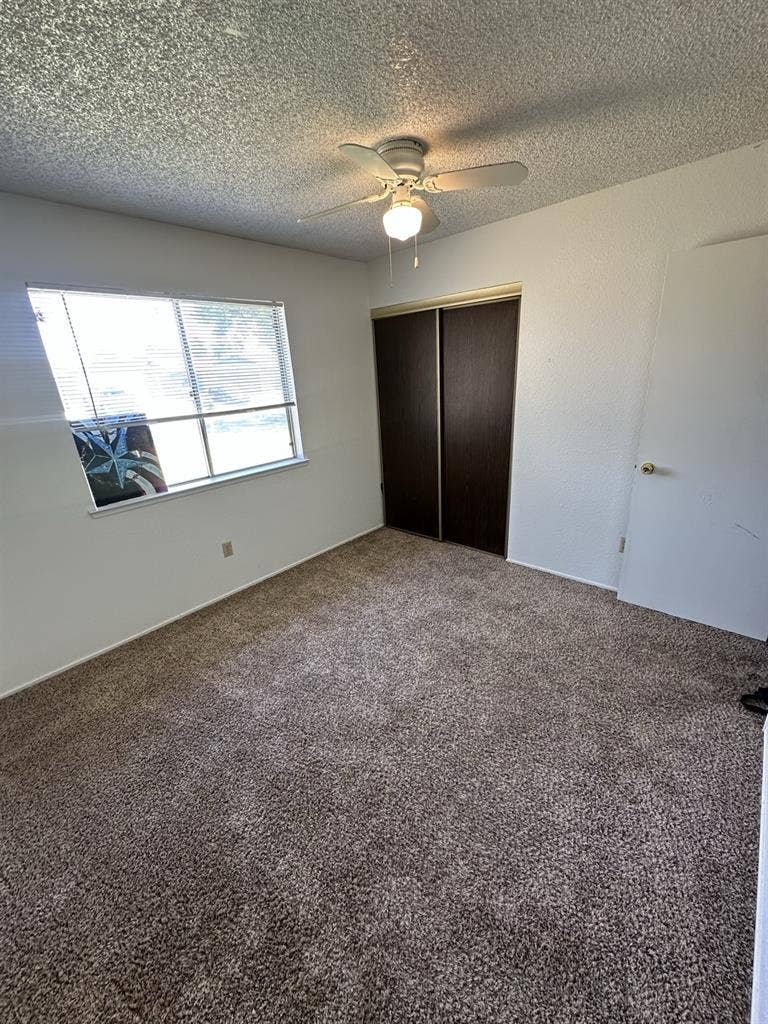 Private room & bathroom