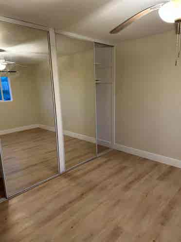Room for rent in a  bath