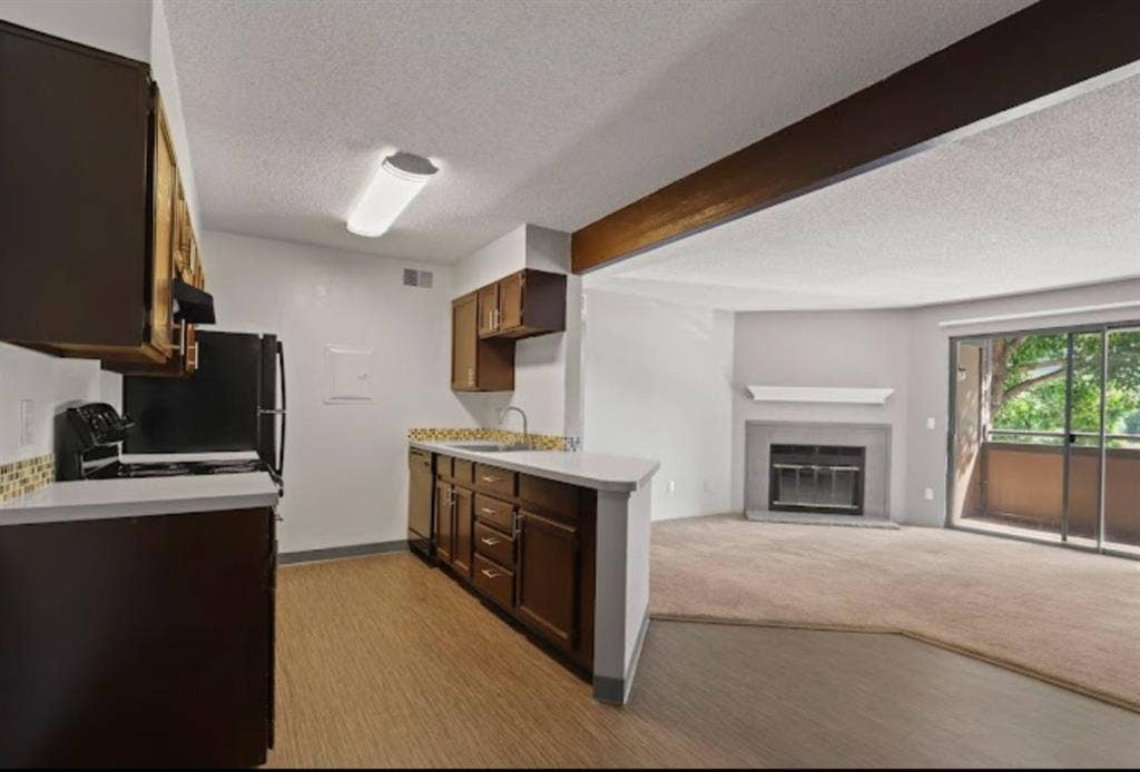 LOOKING FOR SUBLET