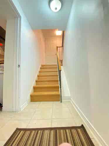 Separate entrance for rent