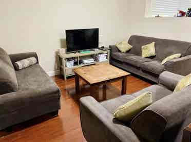 Looking for roommate