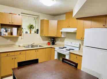 Looking for roommate