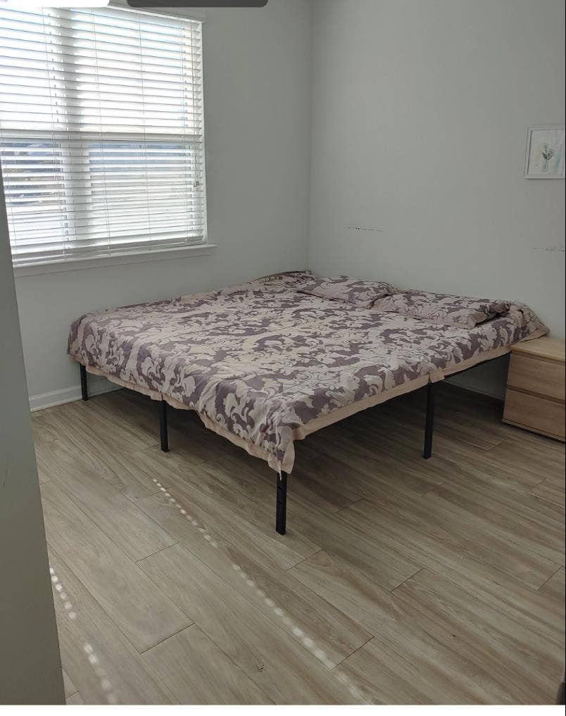 Fully furnished room for rent