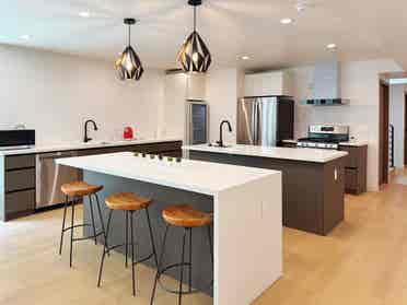 Los Feliz Private Suite - Brand New