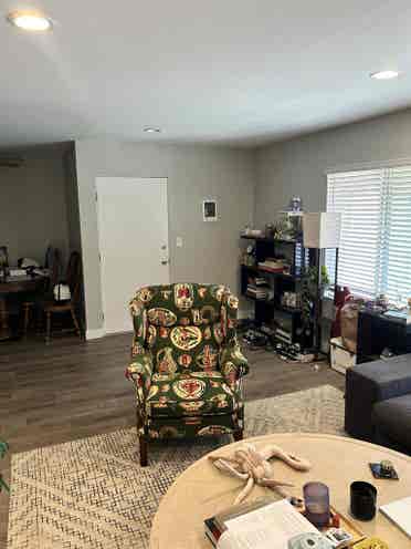 Looking for a roommate!