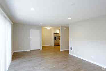 Looking for a roommate!