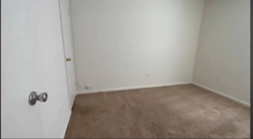 Looking For a Roommate For June !