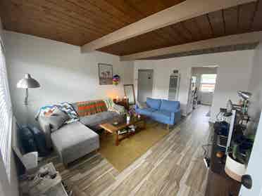 Spacious room in Linda Vista